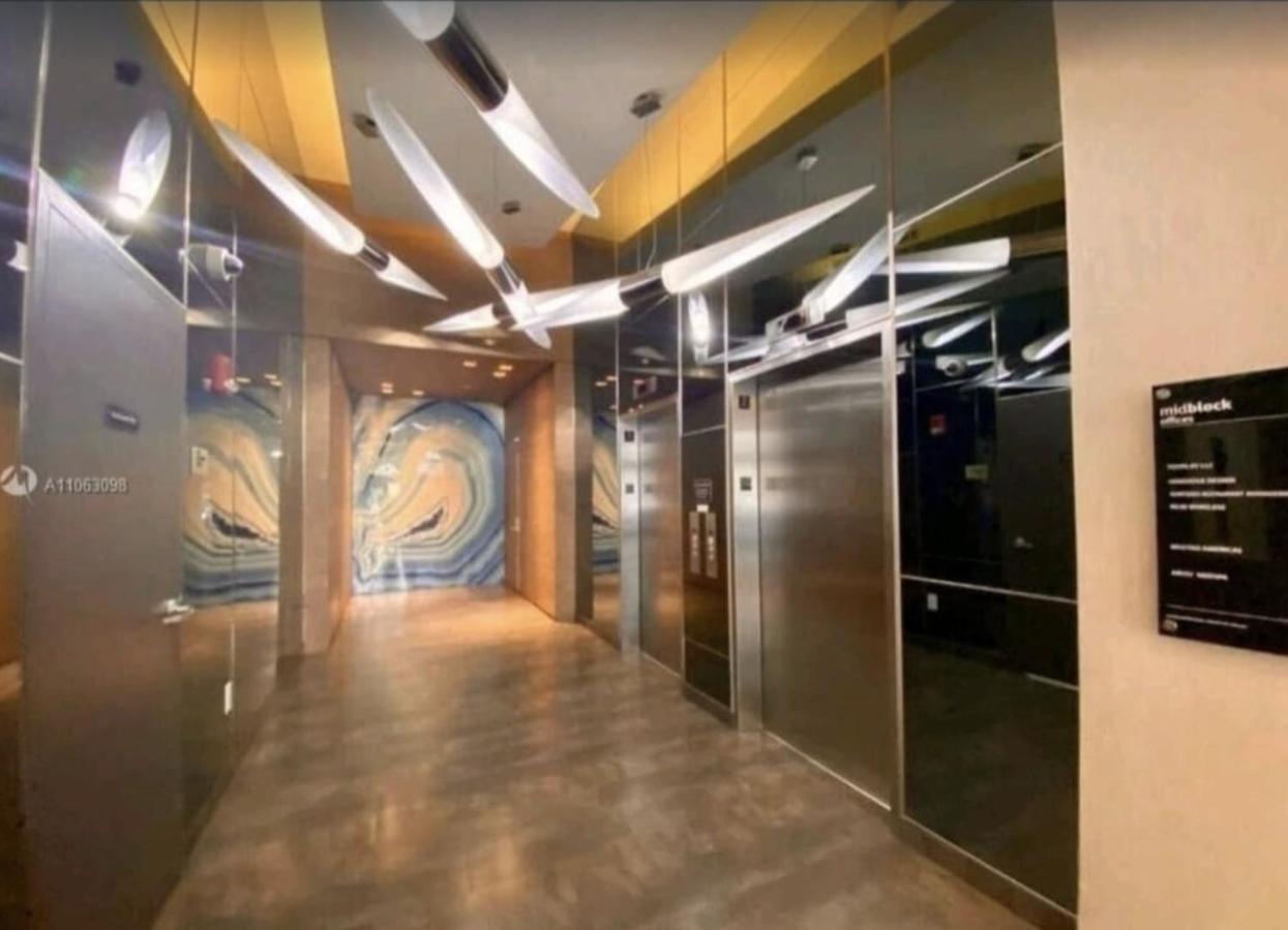 Spacious 2Bd 2Bth At Midblock Miami Eksteriør billede