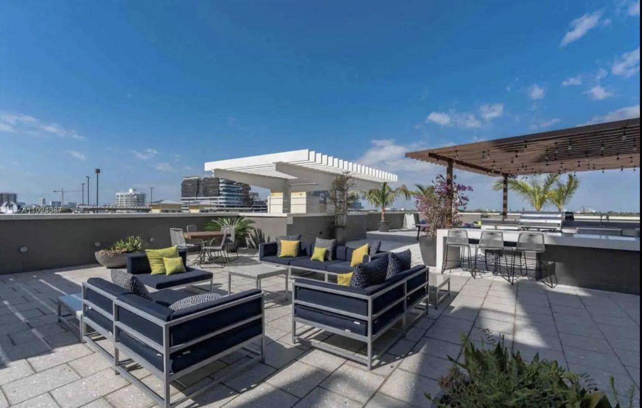 Spacious 2Bd 2Bth At Midblock Miami Eksteriør billede
